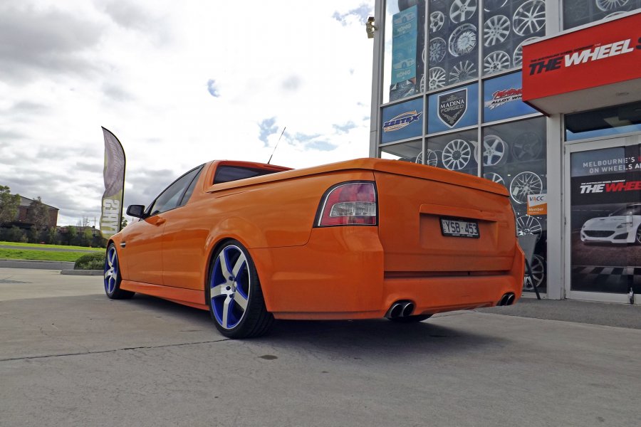 HOLDEN VE UTE WITH 20 INCH ADVANTI WHEELS  |  | HOLDEN 