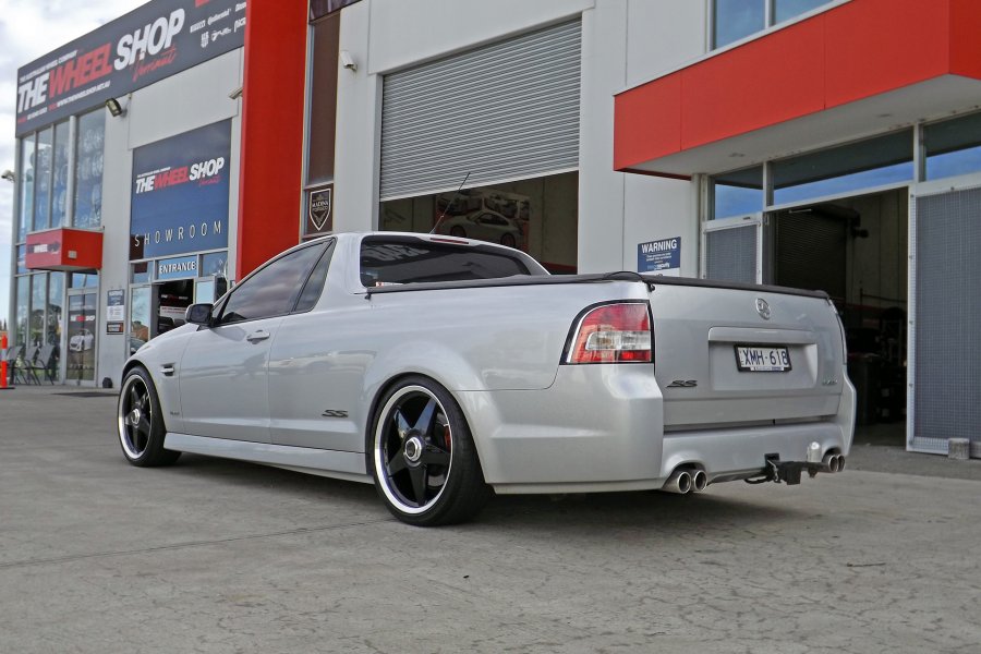 HOLDEN UTE WITH 20 INCH STAR WHEELS  |  | HOLDEN