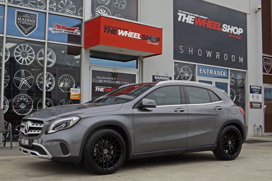 MERCEDES GLA WITH 19 INCH 1060 WHEELS  |  | MERCEDES