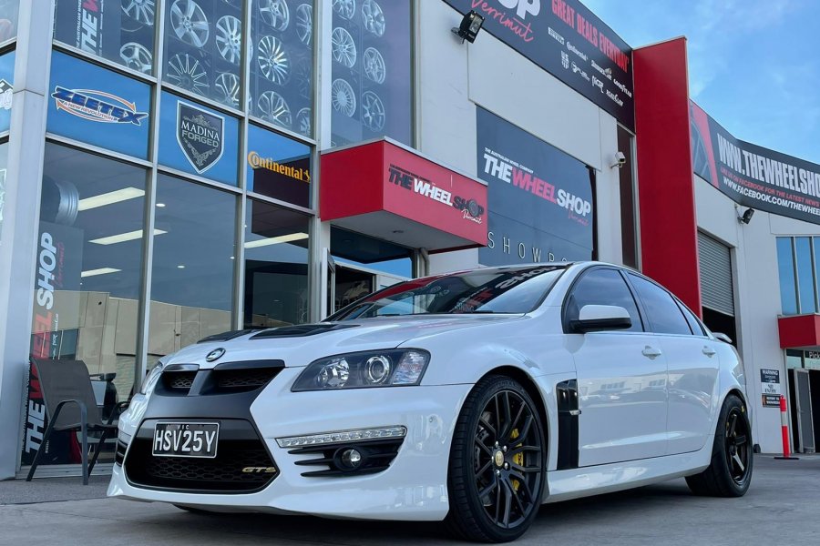 HSV WITH KOYA RACE WHEELS WITH SEMI SLICKS |  | HOLDEN
