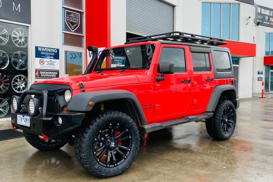 JEEP WRANGER WITH HUSSLA WHEELS  |  | JEEP